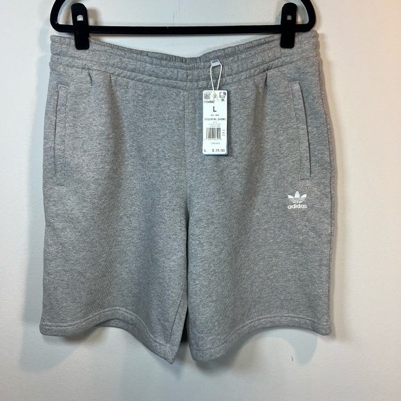 Adidas Mens Essentials Sweat Shorts  Grey Heather Pockets Fleece Logo  NEW Large - Picture 1 of 13